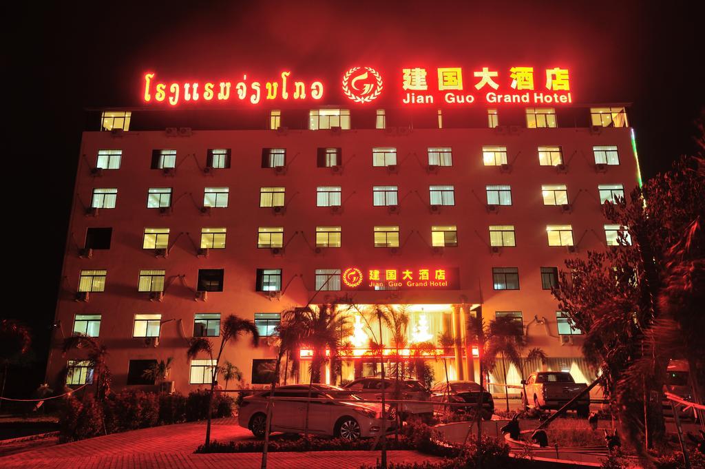 Jian Guo Grand Hotel Ban Sikhai Exterior photo