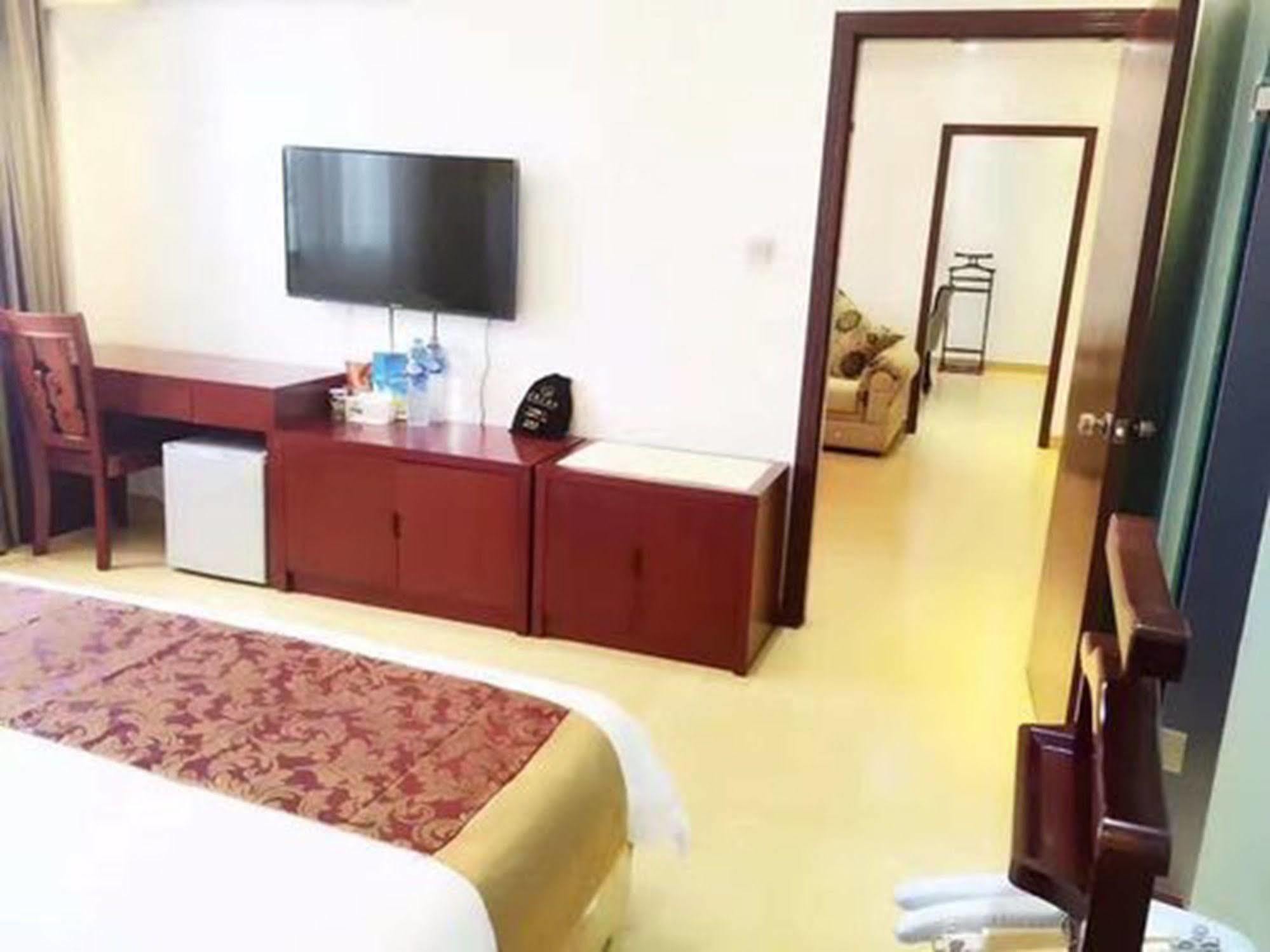 Jian Guo Grand Hotel Ban Sikhai Exterior photo