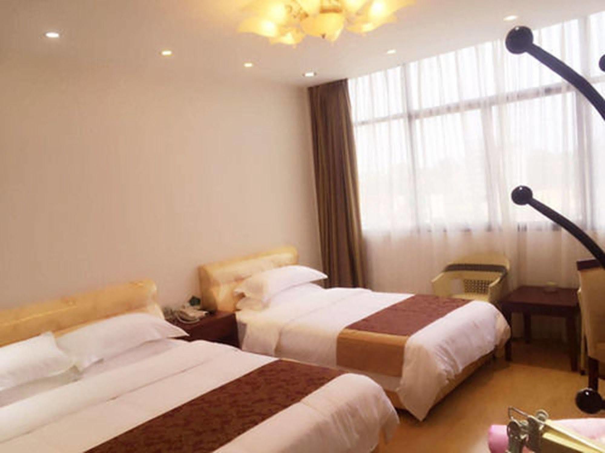 Jian Guo Grand Hotel Ban Sikhai Exterior photo