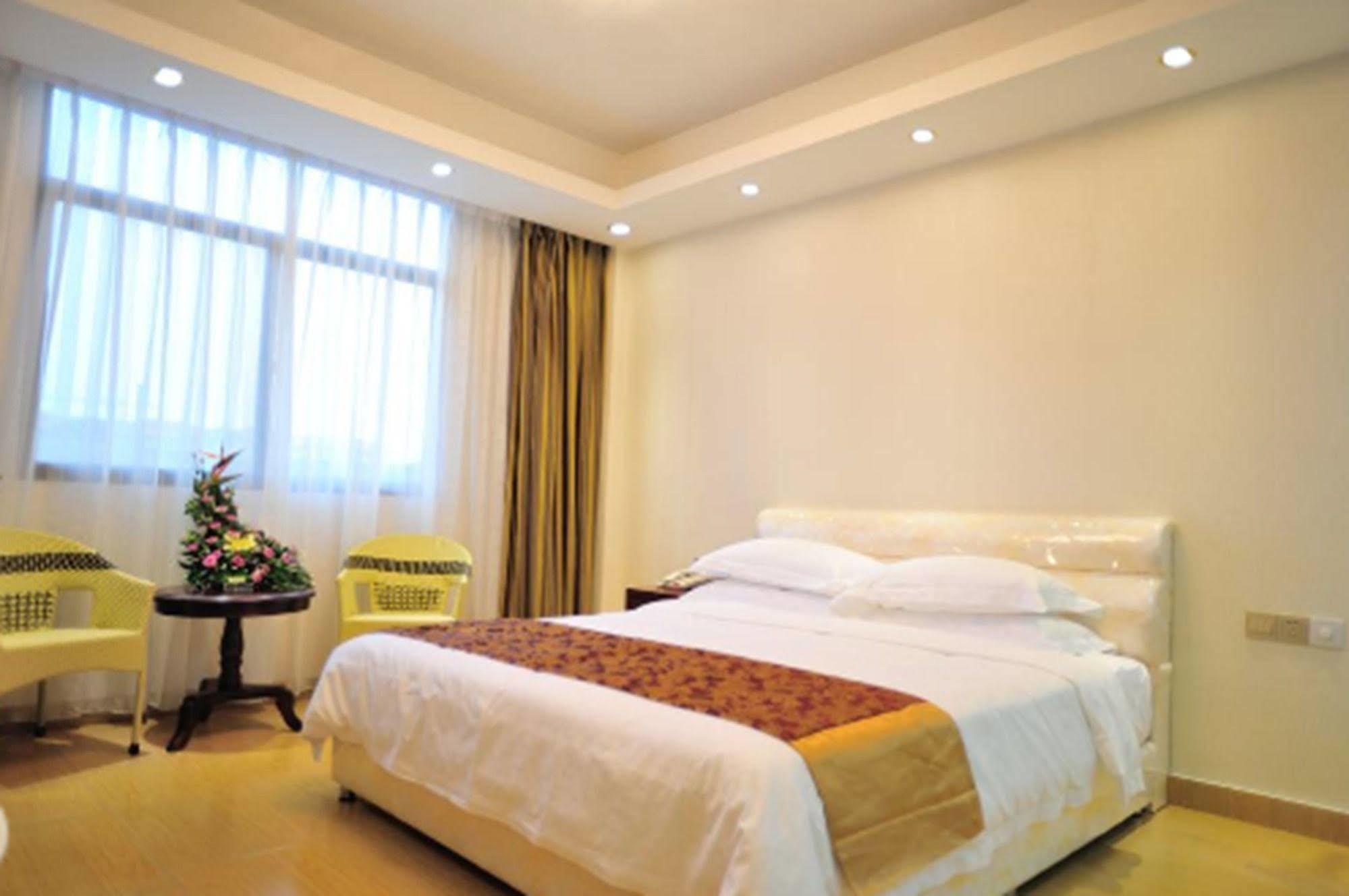 Jian Guo Grand Hotel Ban Sikhai Exterior photo